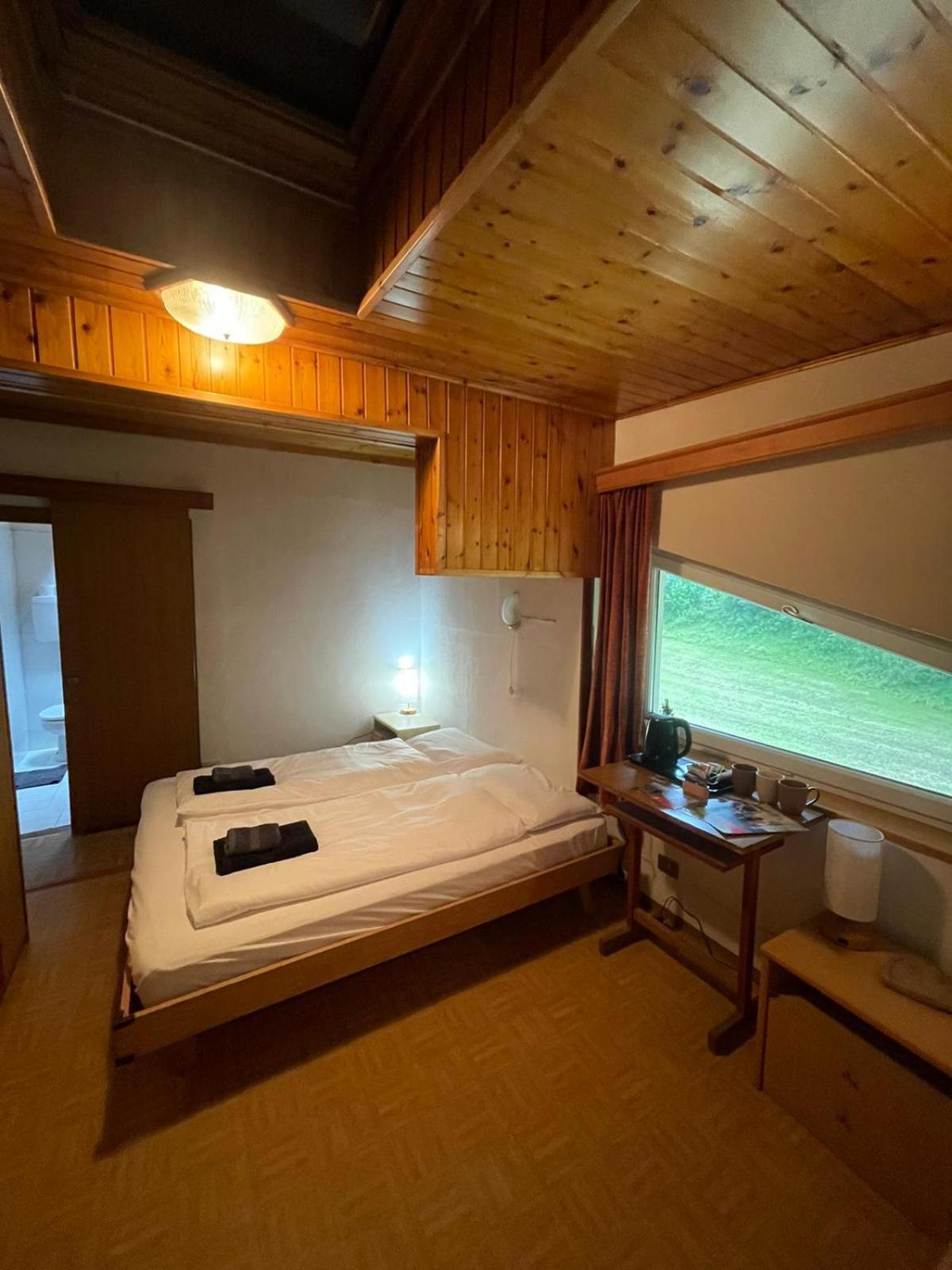 Picchio Rosso - Stanza Privata Con Bagno In Val Di Fassa Pera Exterior foto